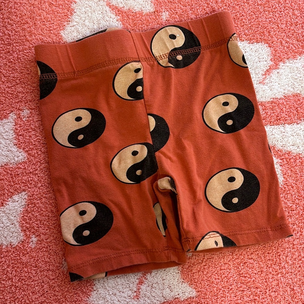 yin yang shorts